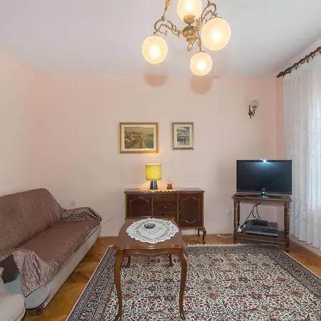 Katica Appartement *