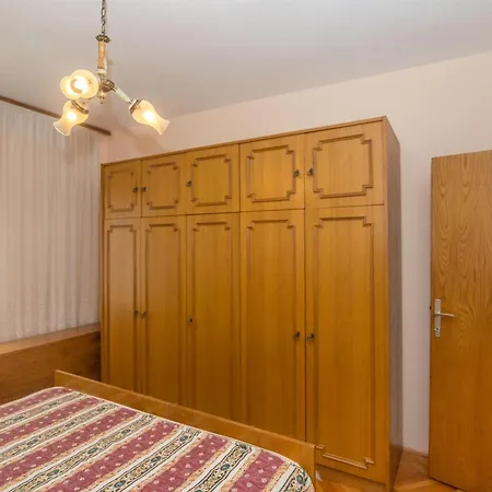 Apartment Katica *